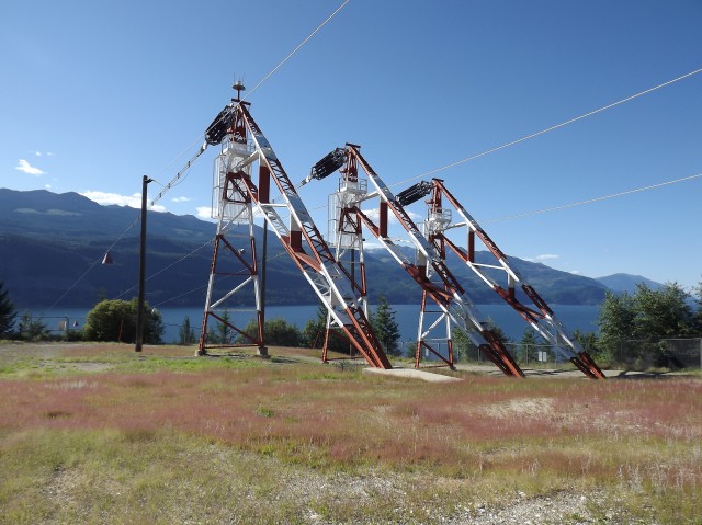 Power lines Kootenay Lake