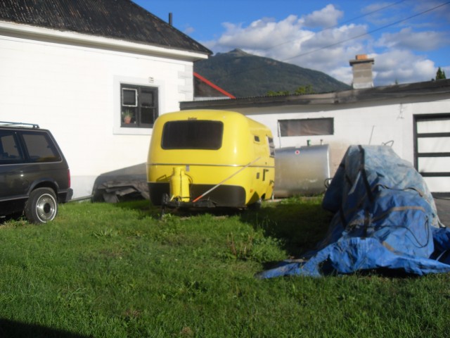 Yellow Boler trailer