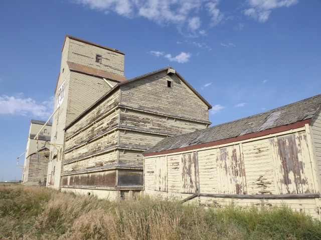 Mossleigh AB coal shed
