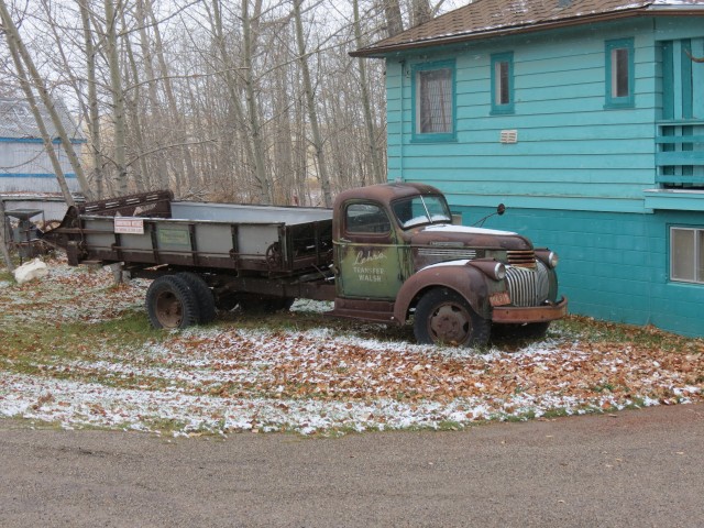 Mapleleaf truck