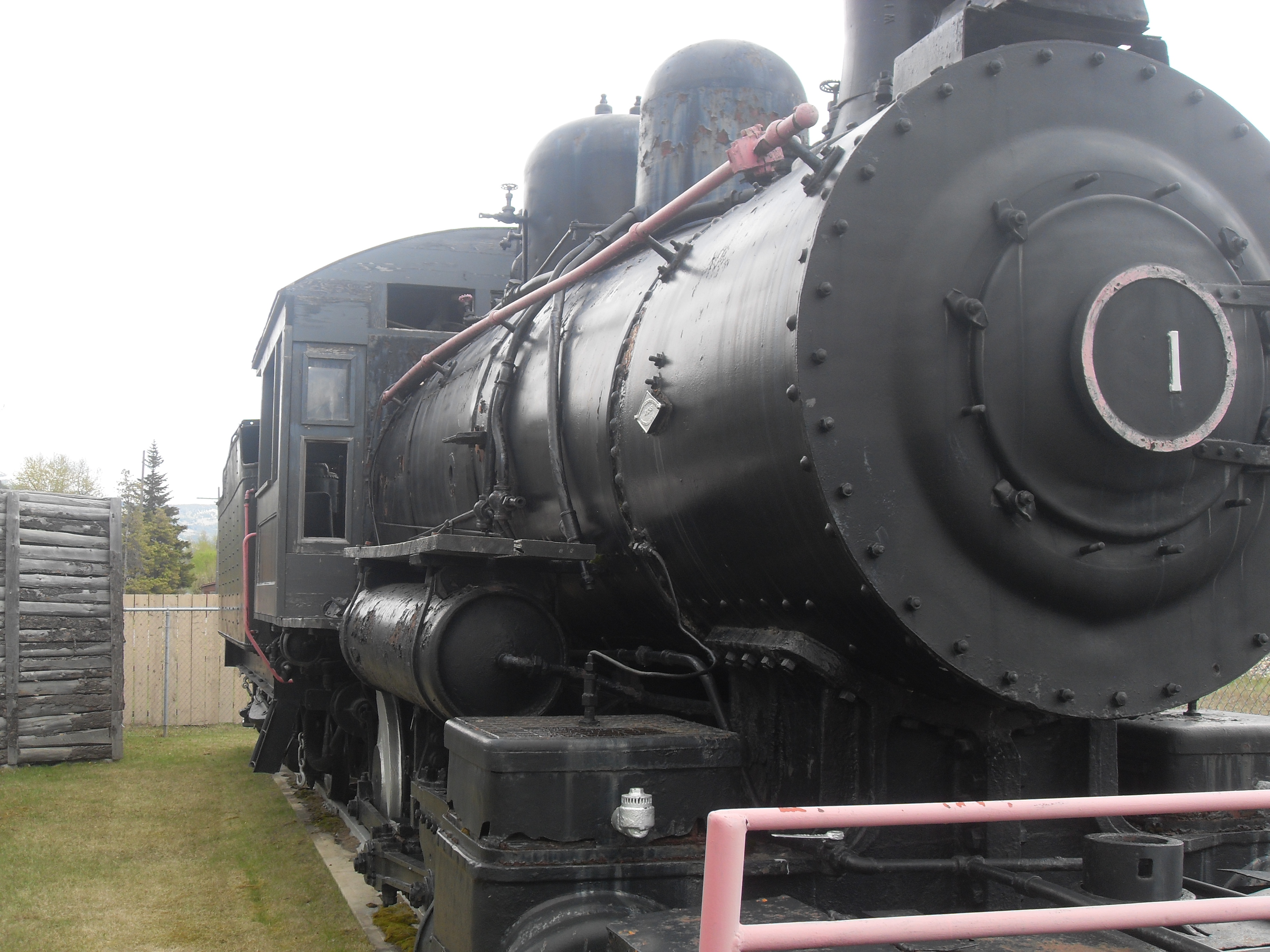 CLC 2-6-0 locomotive