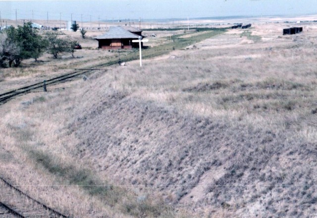 Empress Alberta train tracks