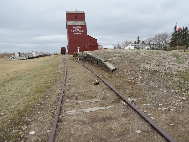 Scandia Alberta train track