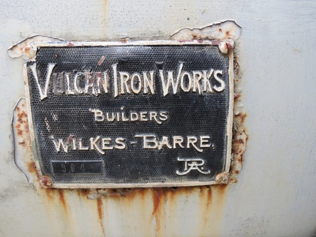 Vulcan Iron Works builders plate
