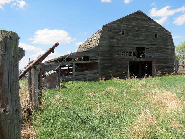 Carseland AB old barn