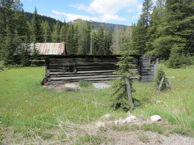 Corbin BC log cabin
