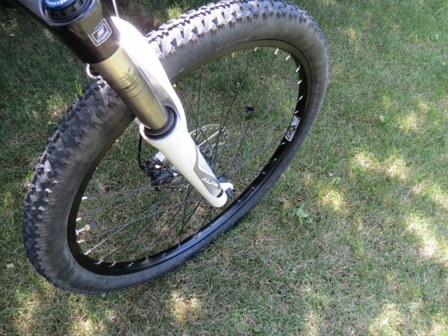 Fixed bike tire