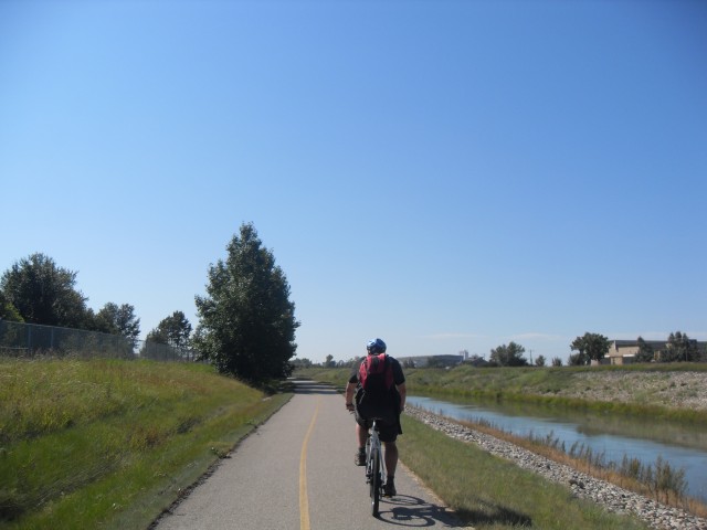 Calgary canal pathway