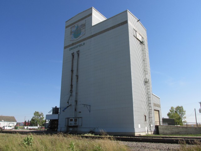 Crossfield AB grain elevator