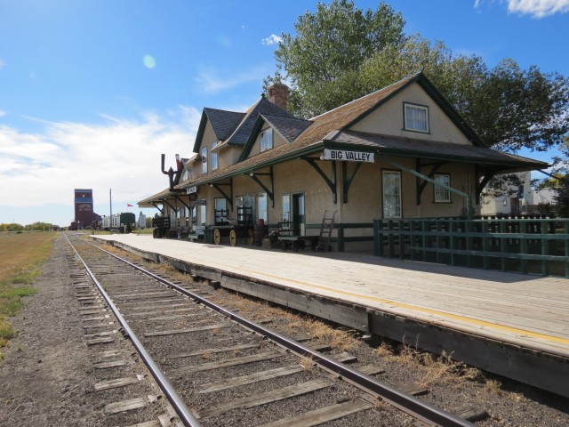Big Valley Alberta train station
