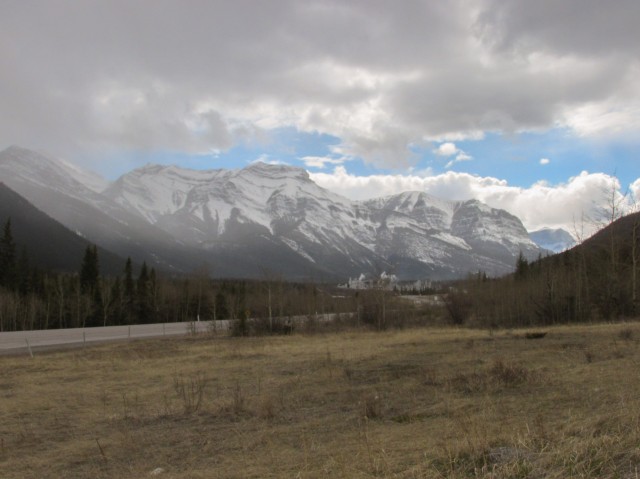 Mt McGillivray and Pigeon Mountain