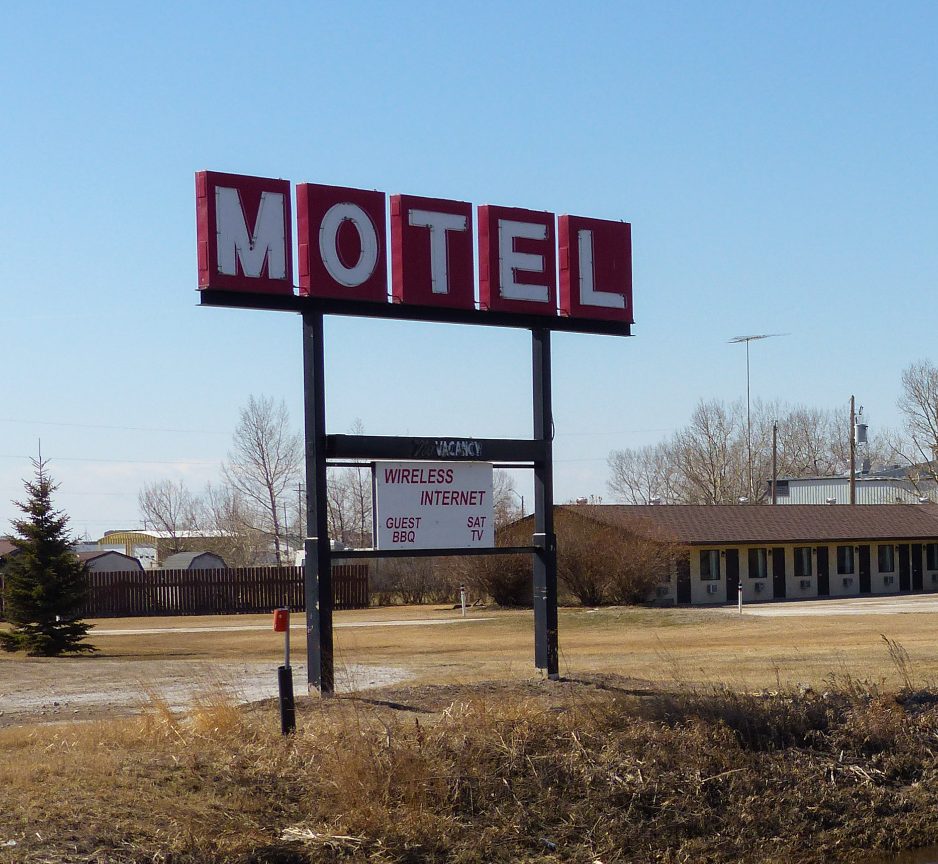 Motel 9 Beiseker cropped