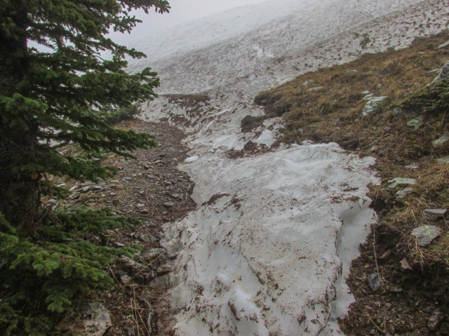 Snow cornice Powderface Ridge