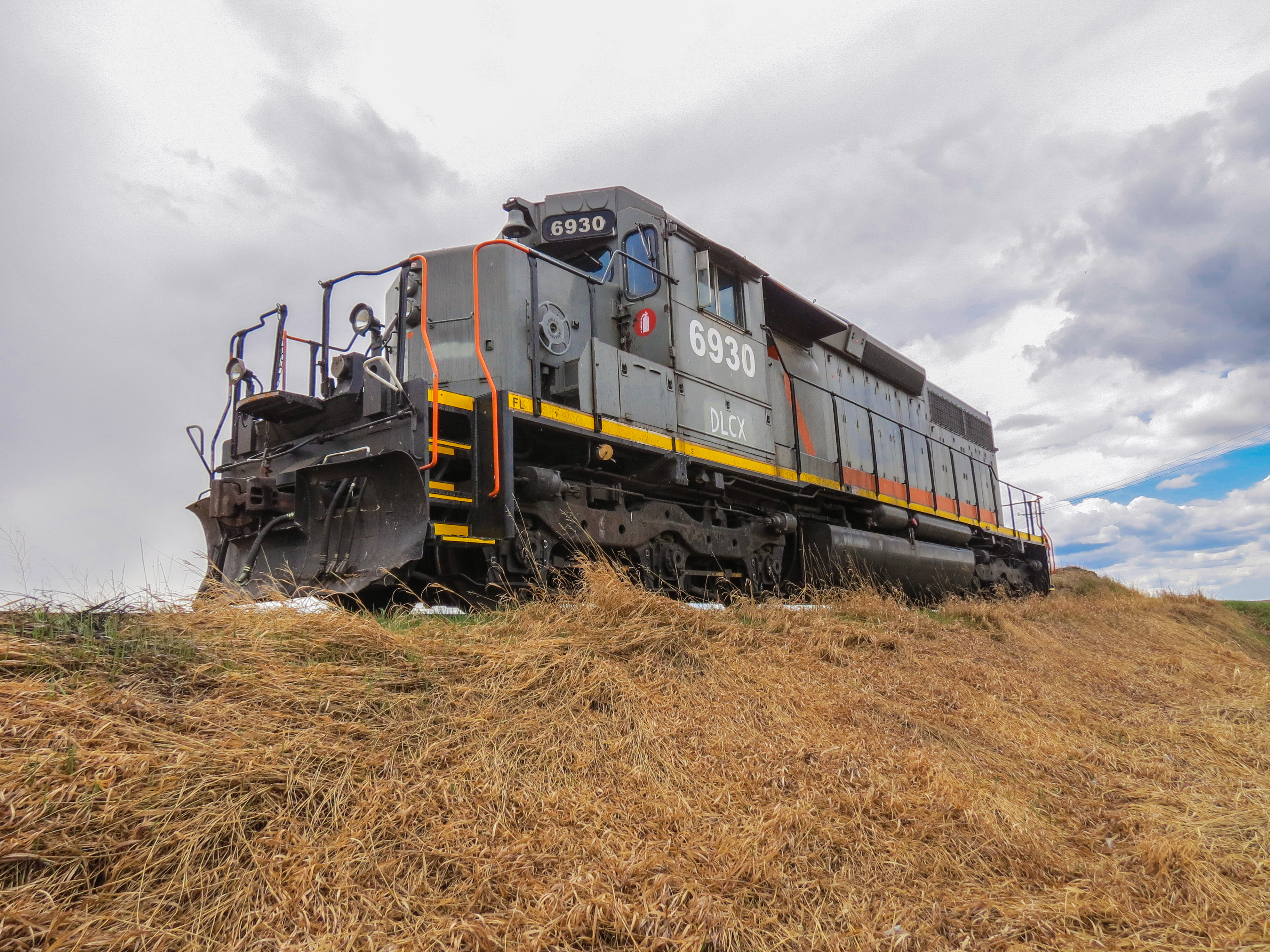 DLCX #6930 locomotive