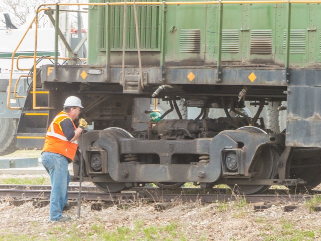 Switching locomotive truck