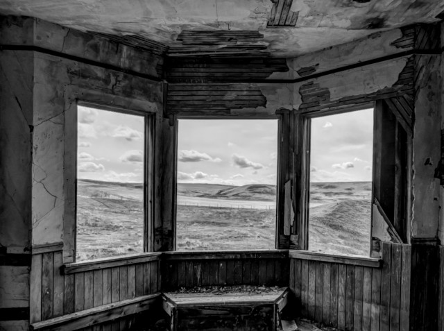 Abandoned house bay window