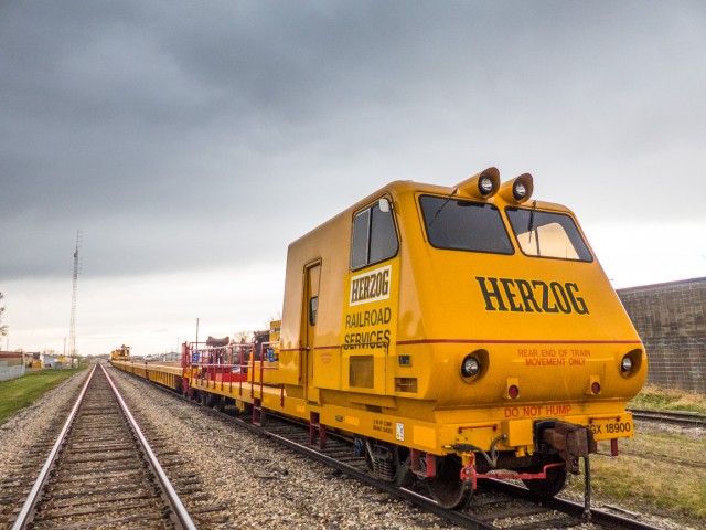 Herzog Rail Multi-Purpose Machine