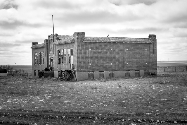 Hoosier Saskatchewan Ghost Town School