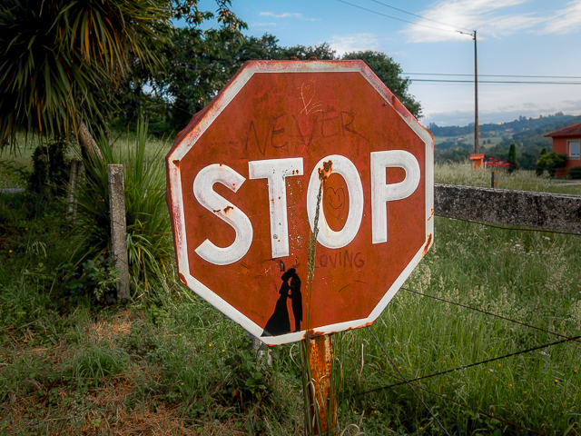 El Camino Trail Stop Sign