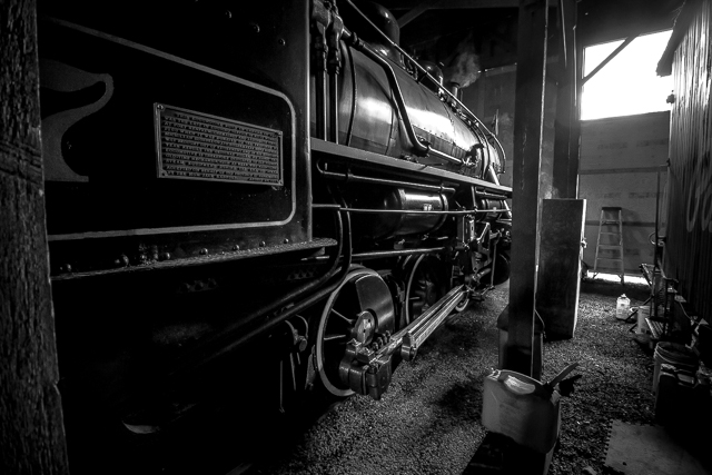 Steam Locomotive #1077