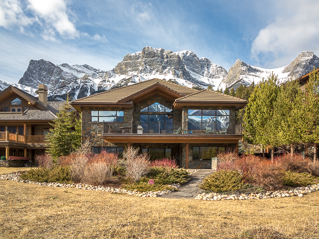 Canmore Alberta Chalet