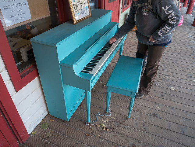 Blue Piano Bragg Creek