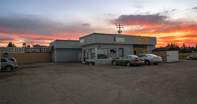 Spruce Cliff Shopping Centre