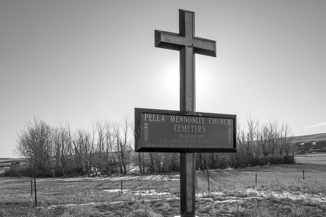 Pella Mennonite Cemetery 