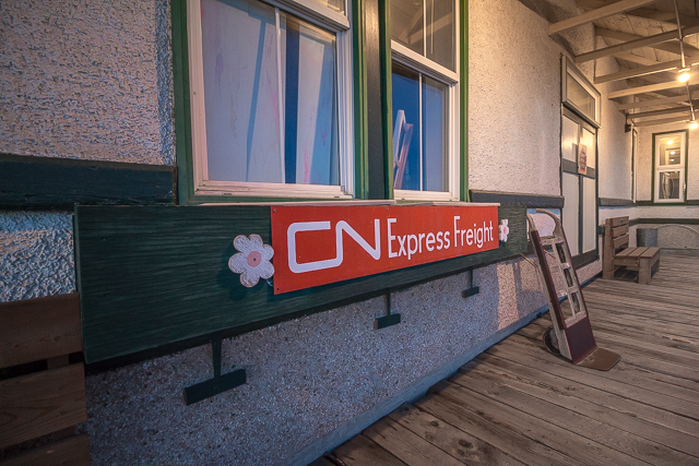 CN Express Sign