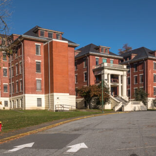 Centre Lawn Riverview Hospital