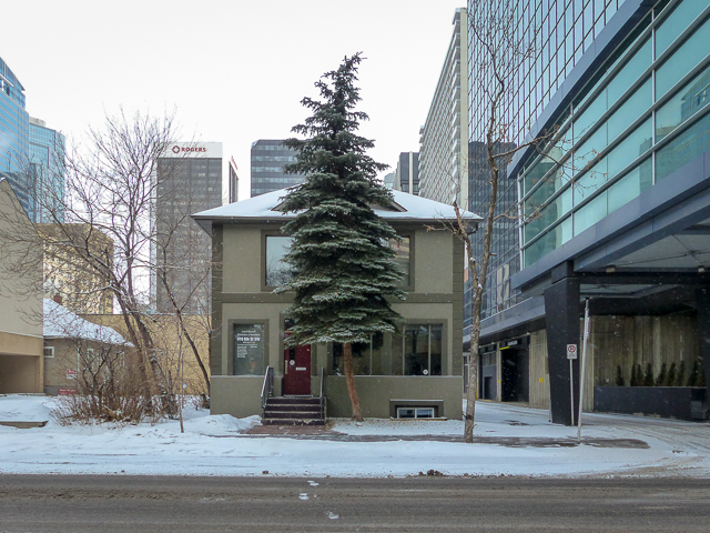 Old Home Calgary Downtown