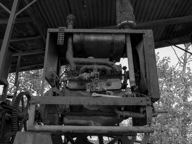 DNR Excavator Pioneer Acres