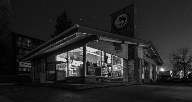 Lakeview Calgary Lakeview Husky