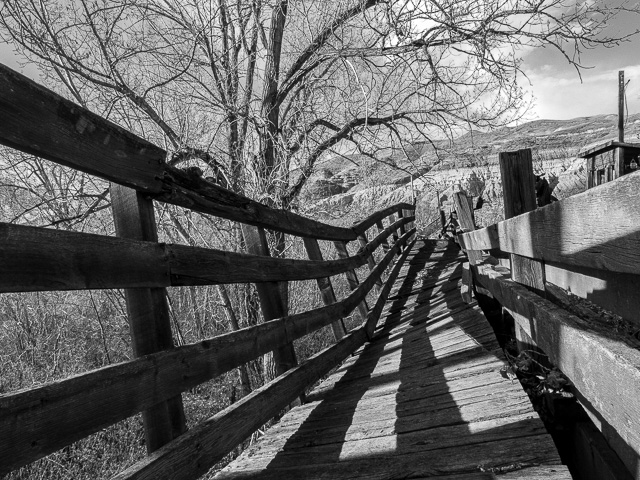 East Coulee Bridge Walkway